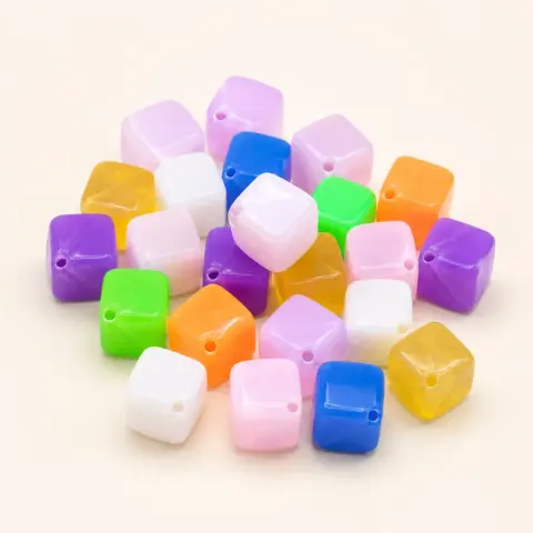 Бусины пластиковые кубики микс 10 мм 25 г (MIX-К/25g)